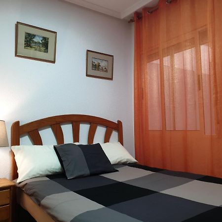 Apartamento De Vacaciones Apartman Torrevieja Kültér fotó