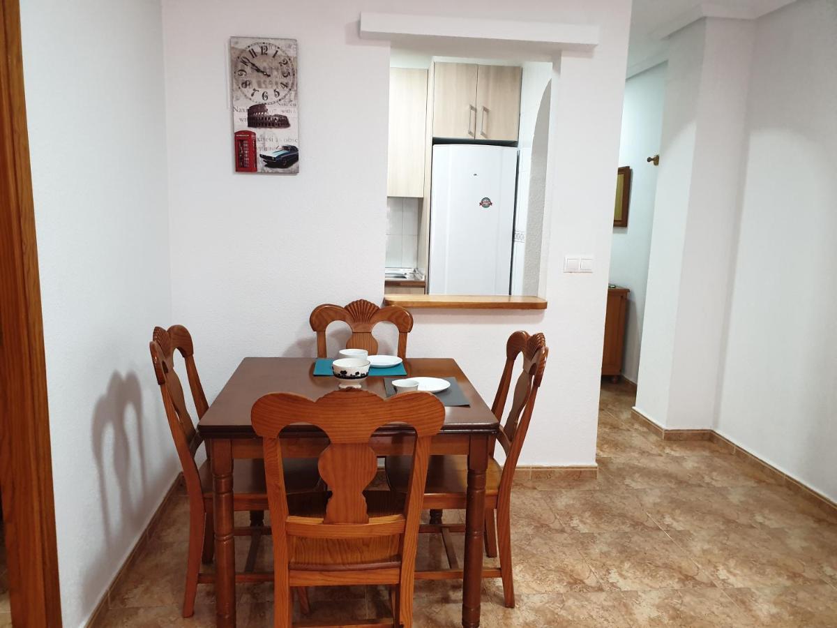 Apartamento De Vacaciones Apartman Torrevieja Kültér fotó