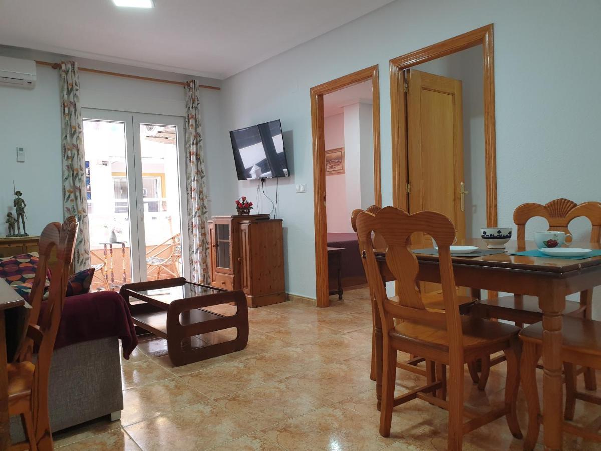 Apartamento De Vacaciones Apartman Torrevieja Kültér fotó