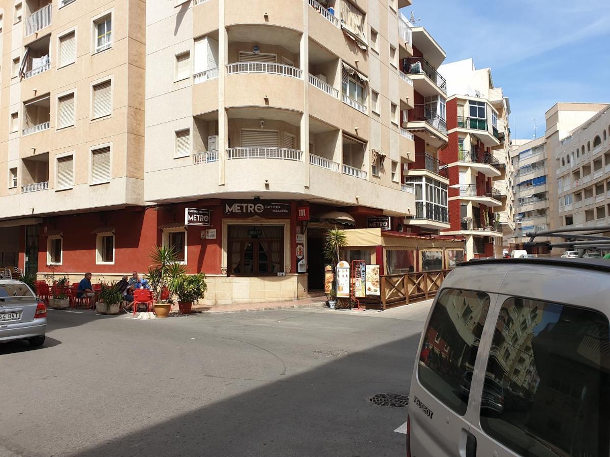 Apartamento De Vacaciones Apartman Torrevieja Kültér fotó